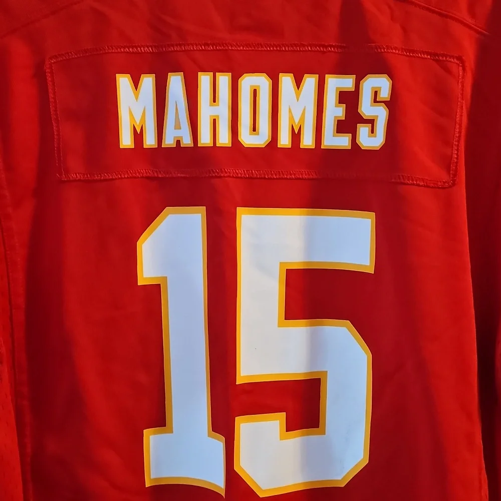 Nike Mahomes Kansas City Chiefs Youth Jersey XL‎